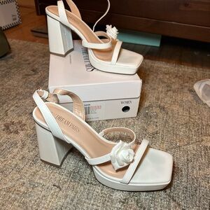 Dream Pairs Women's White Block Heel Sandals